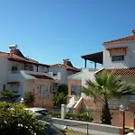 Meandros Village アパート ヴラスナ
