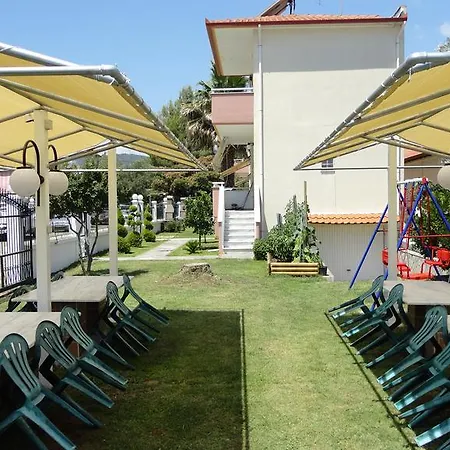 Meandros Village Vrasná