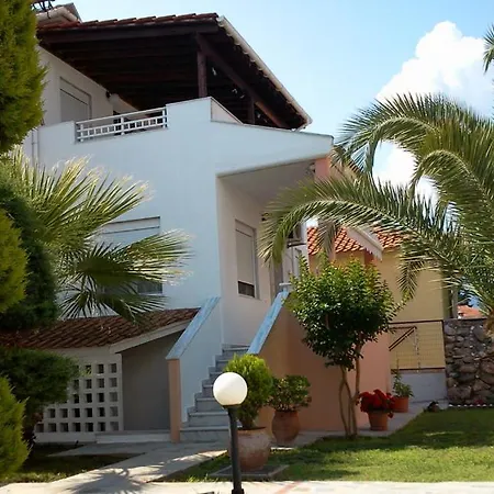 Meandros Village Vrasná