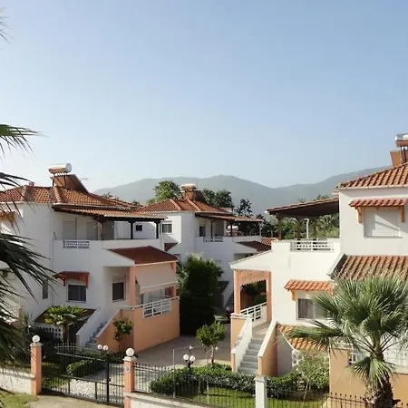 Meandros Village Vrasná